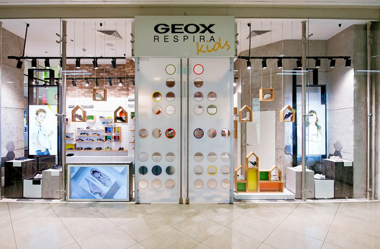 GEOX, сеть магазинов верхней одежды и обуви - освещение рис.13